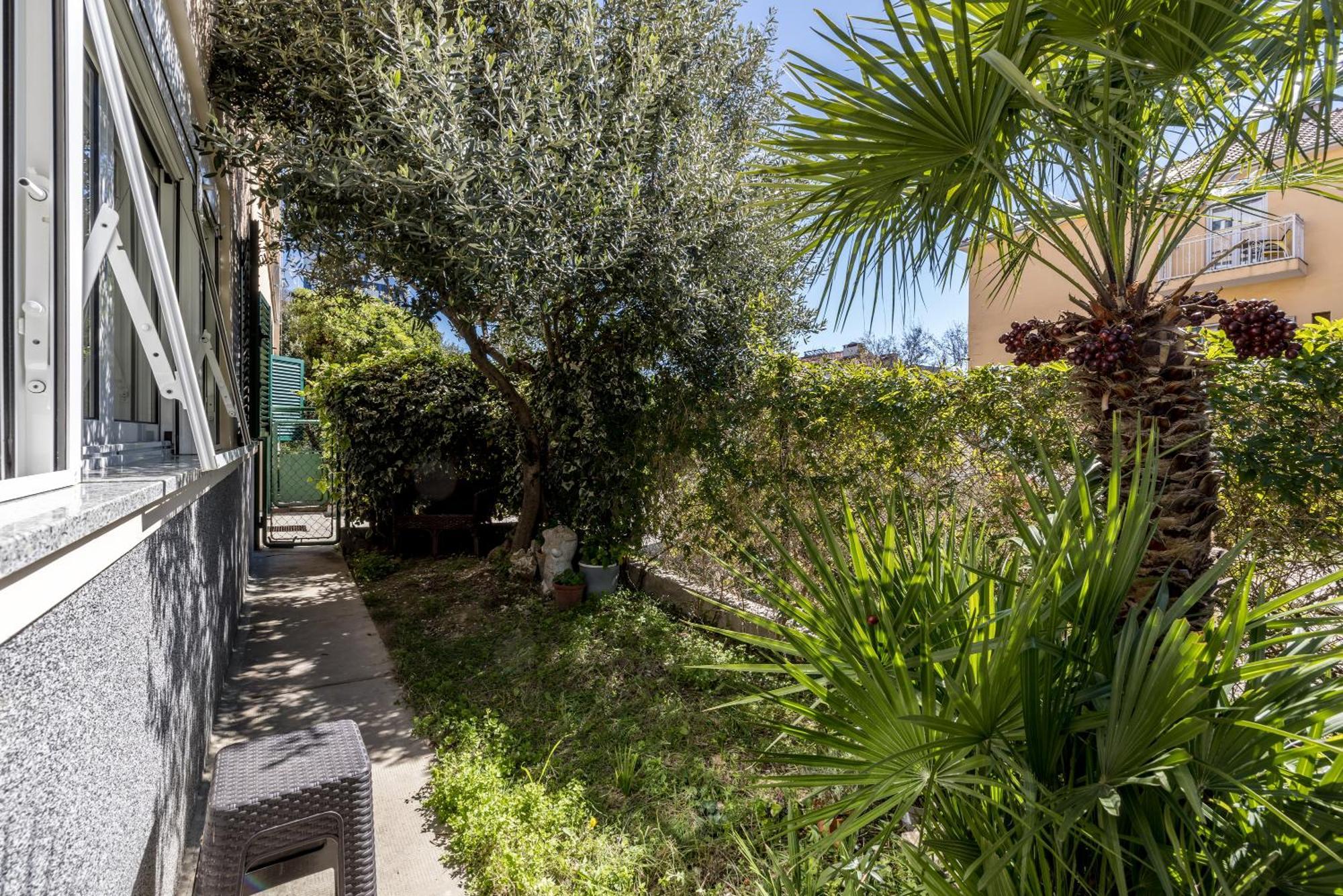 Olive Shade - Apartment Near The Beach Split Exterior foto
